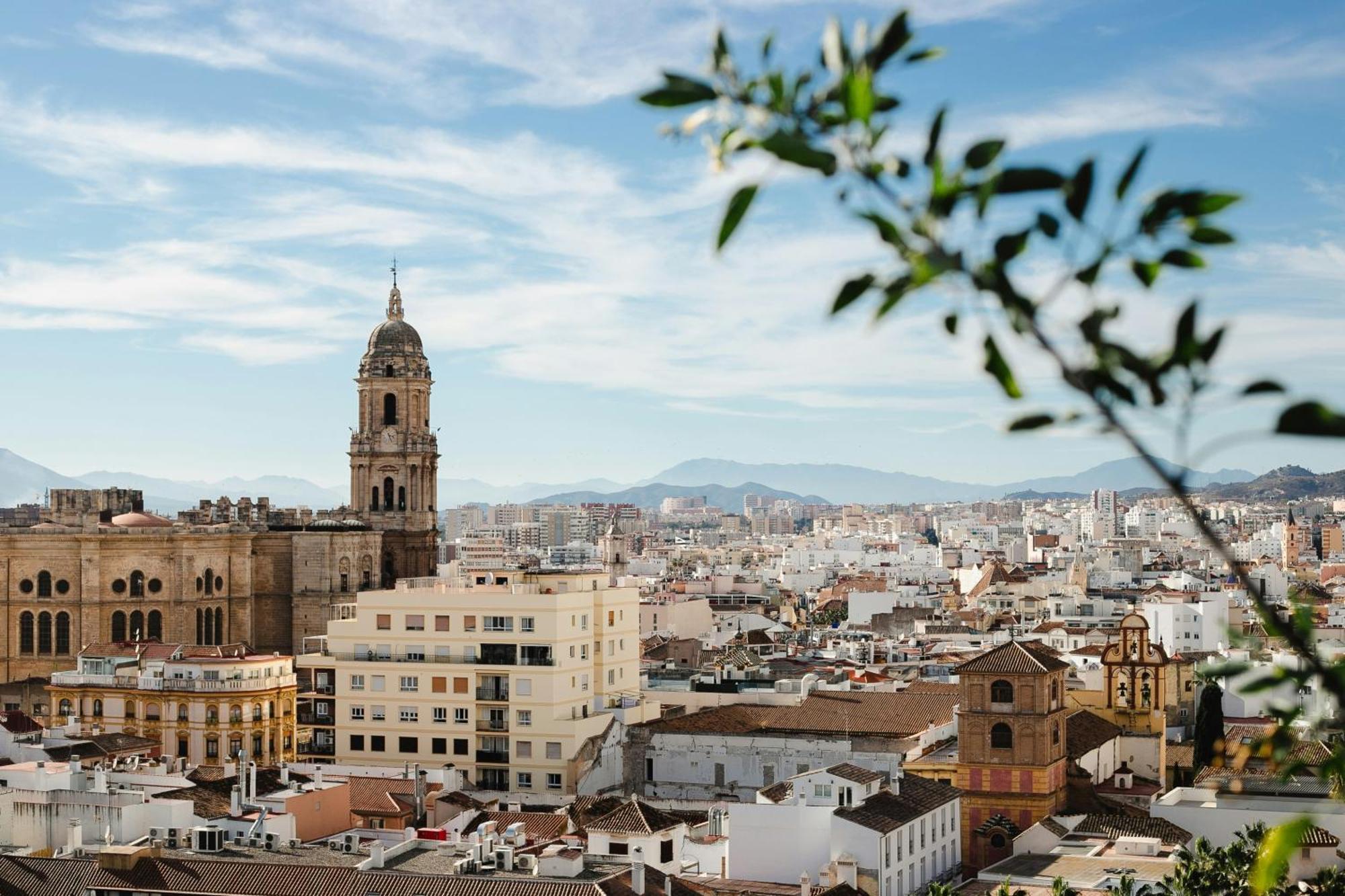 Homely Malaga Cienfuegos, Plaza De La Merced Con Vistas Zewnętrze zdjęcie